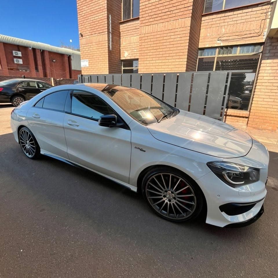 Mercedes-Benz CLA 45 AMG — photo 2